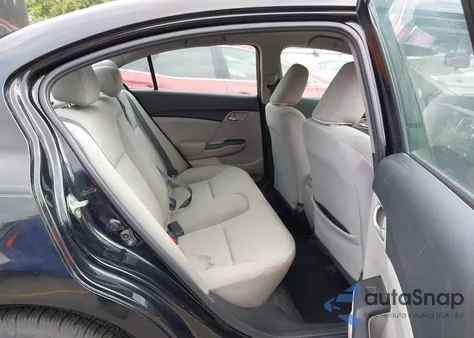 2015 Honda Civic Lx z USA, uszkodzony, nr VIN 19XFB2F55FE074324